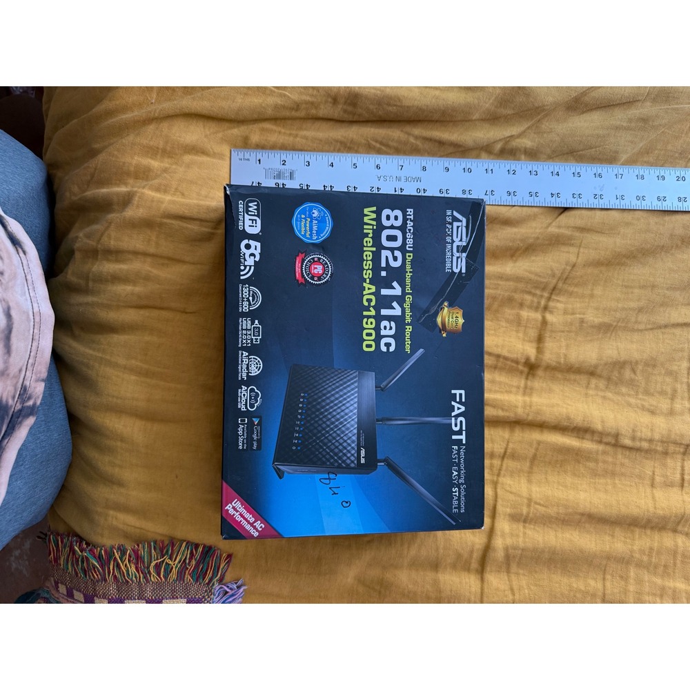 ASUS RT-AC68U Dual-Band Gigabit Router Wireless-AC1900 AiMesh Black RT-AC68U/R‎
